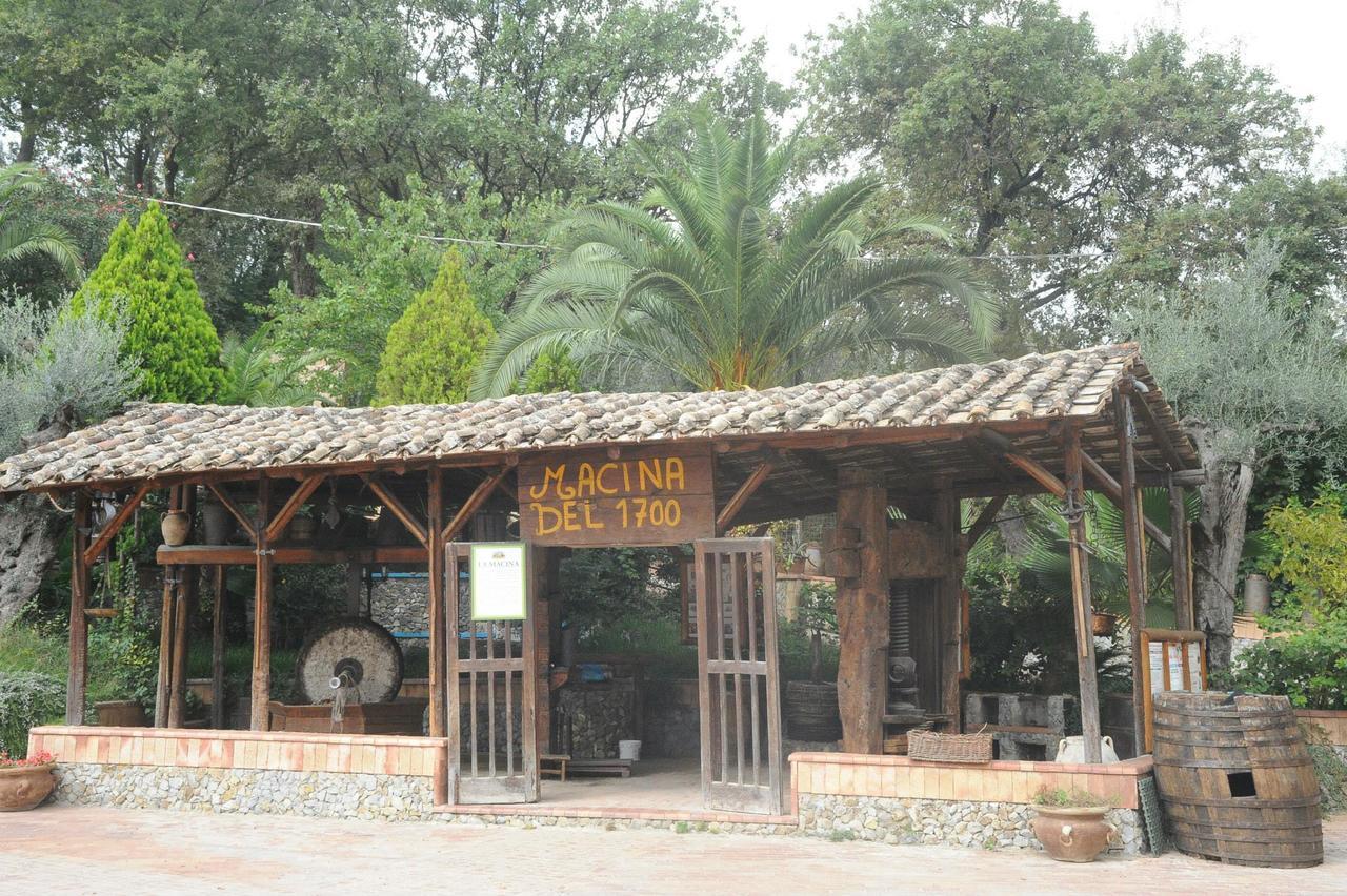 Resort Le Parisien Montecorvino Pugliano Екстер'єр фото