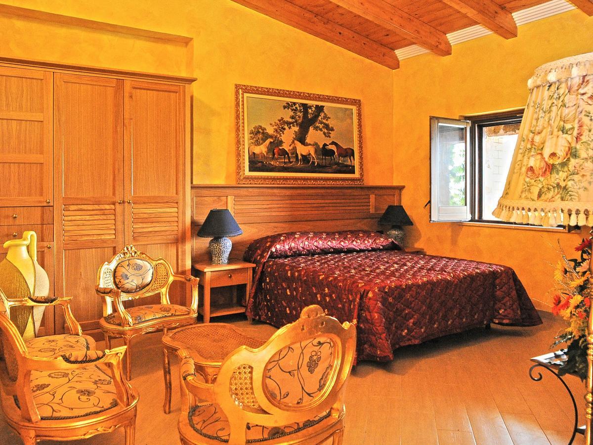 Resort Le Parisien Montecorvino Pugliano Екстер'єр фото